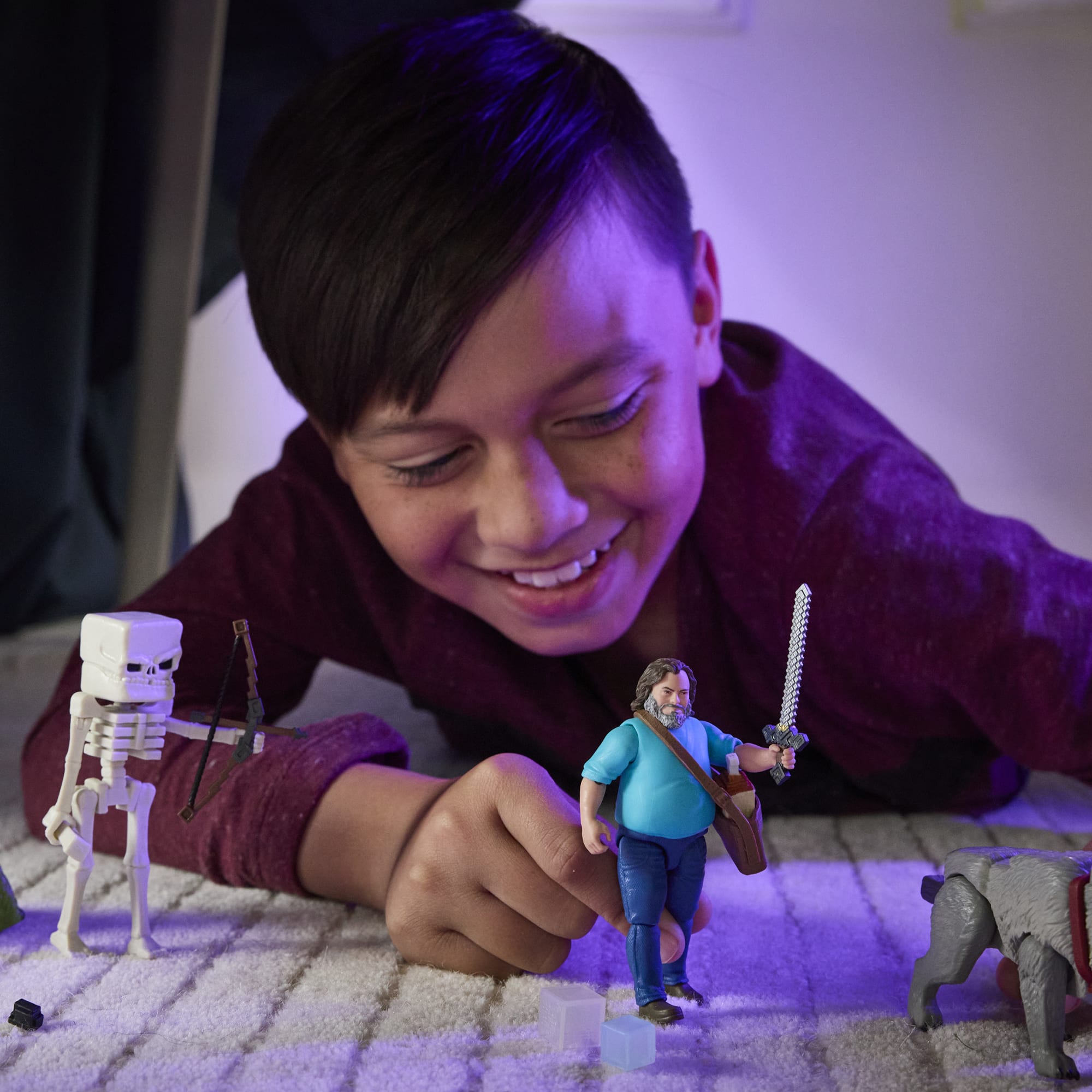 Minecraft Skeleton Action Figure & Accessories, 4-inch Toy Set inspired By A Minecraft Movie